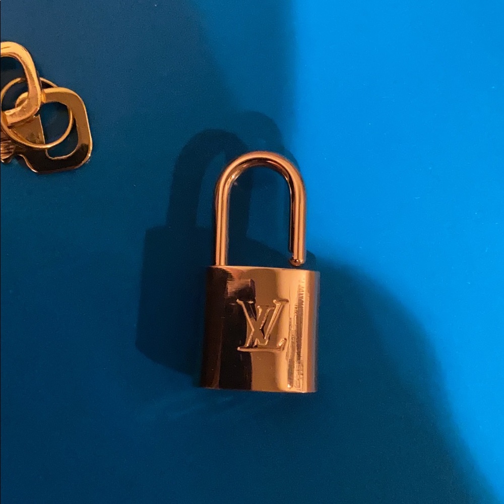 Brand New Louis Vuitton Lock & Key